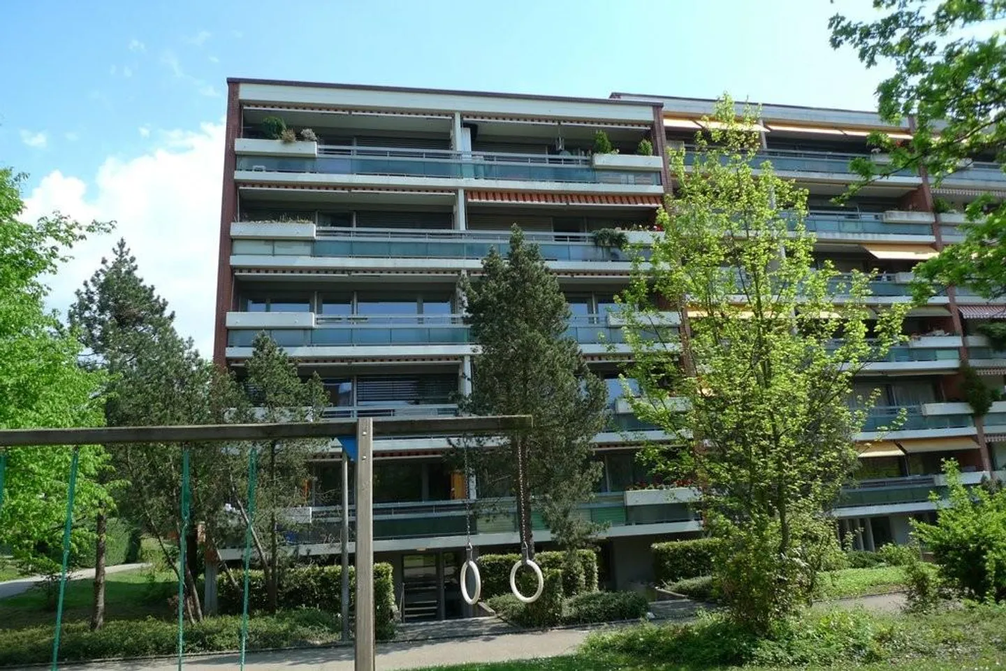 Your new home in Muttenz - attractive 3.5 room apartment - Photo 1 of 6