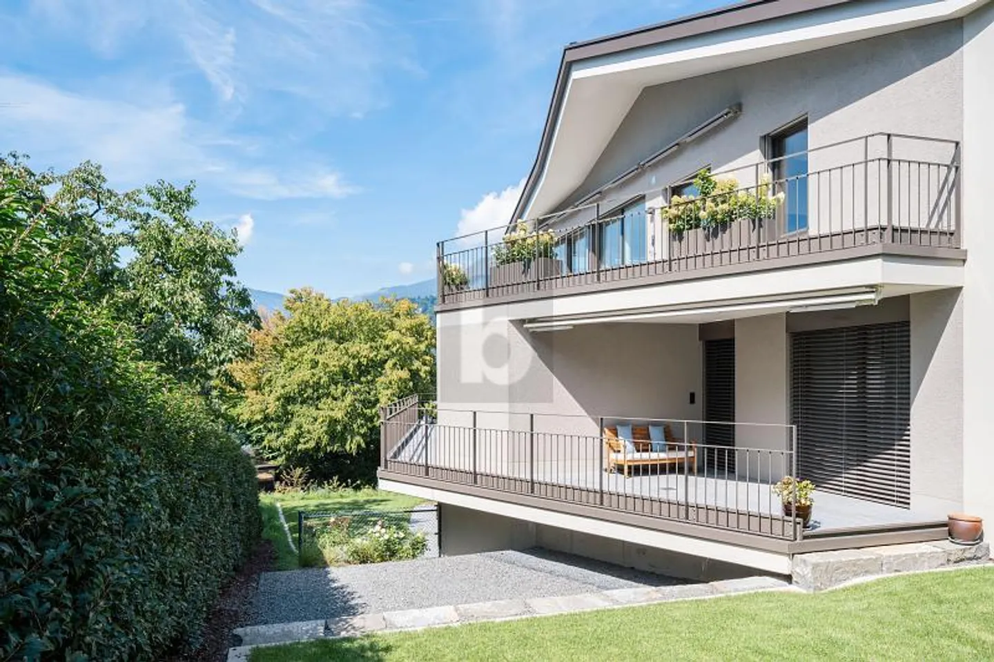 LUXURIÖS MIT TRAUMHAFTER AUSSICHT - Foto 5 di 6