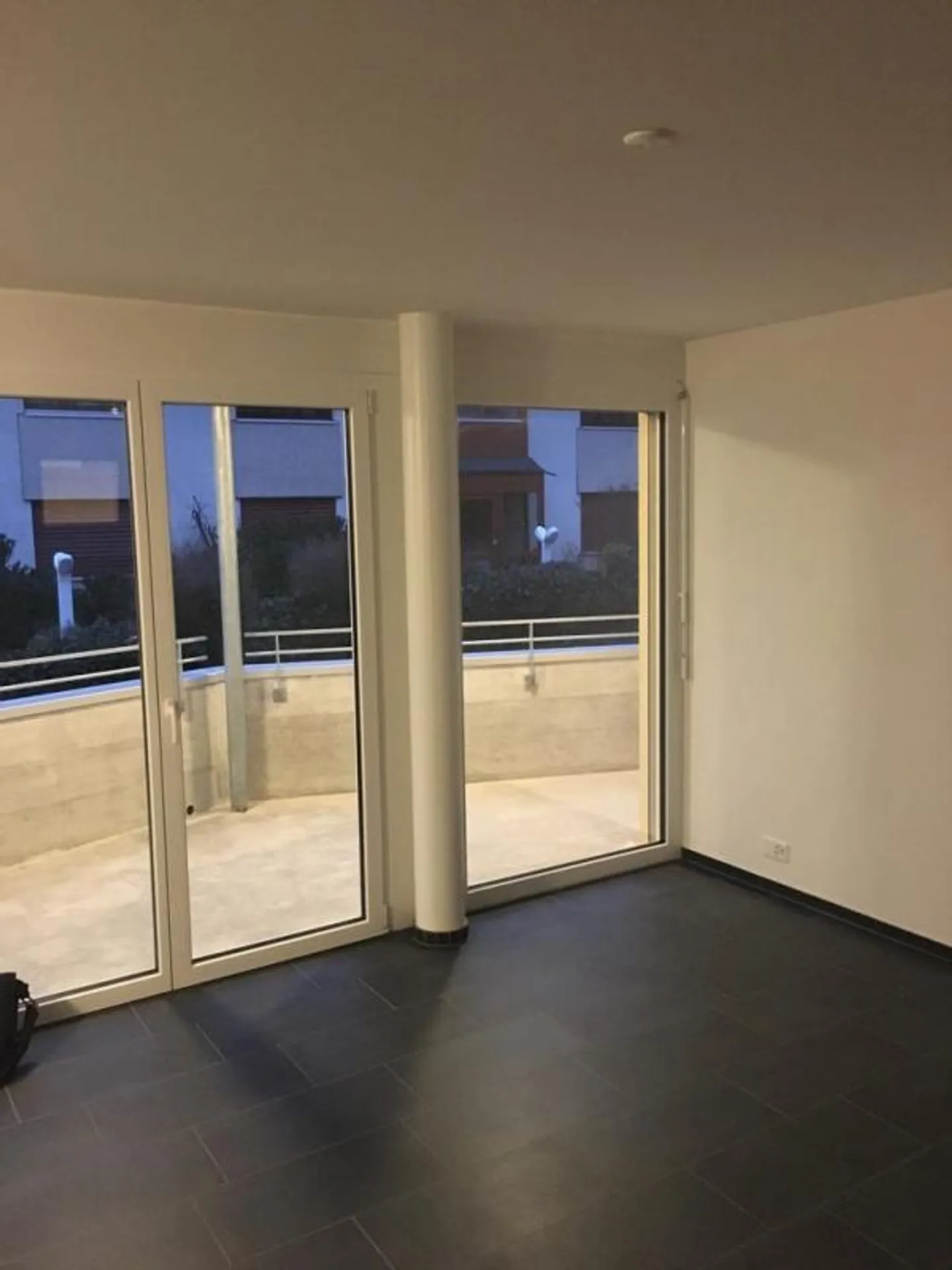 Modern 3.5 Room Maisonette Apartment - Including Additional Costs! - Photo 3 of 9