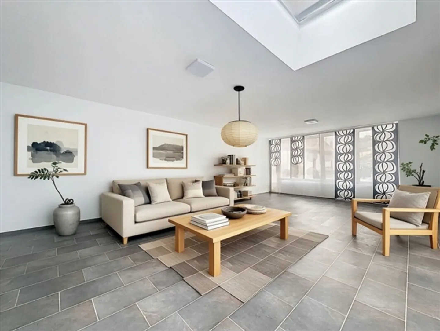 Charming Apartment/Loft Near the Center - Photo 1 of 12