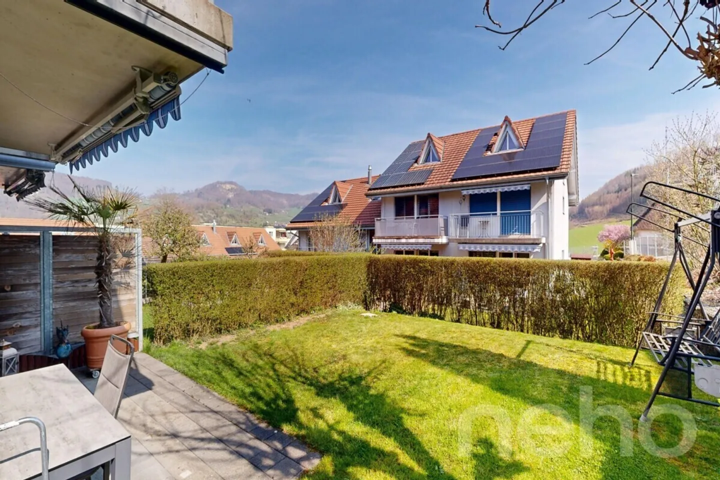 Charmantes Familienhaus in der Natur - Foto 2 von 12
