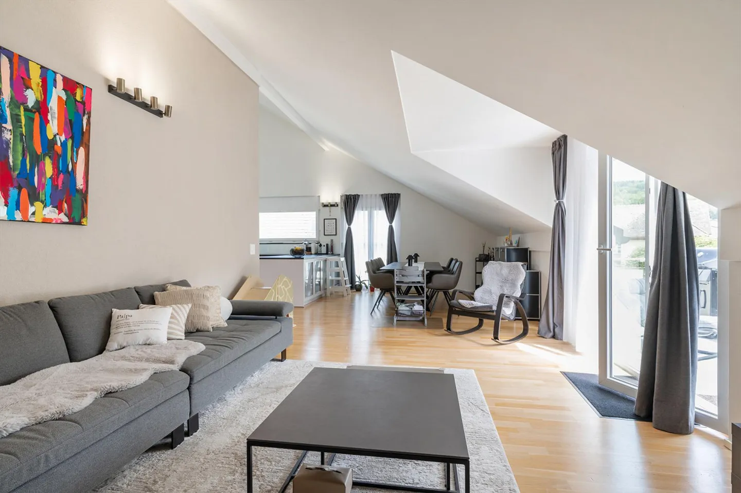 Modernes Apartment in Gebenstorf - Foto 6 von 13