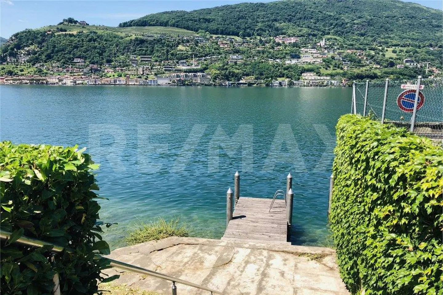 Brusino Arsizio - Interesting building plot with lake access - Photo 1 of 13