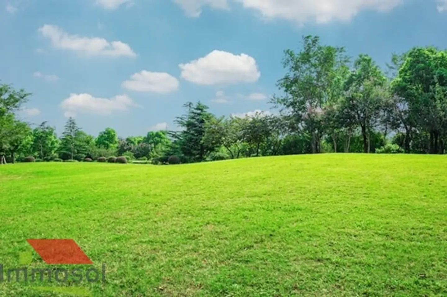 Industrial plot of 3'409 m2 - Photo 1 of 3