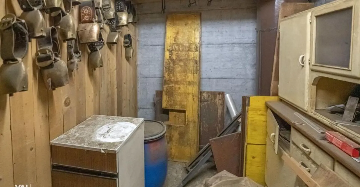 Étable, Grange et Garage dans un Bel Emplacement - Photo 6 sur 10
