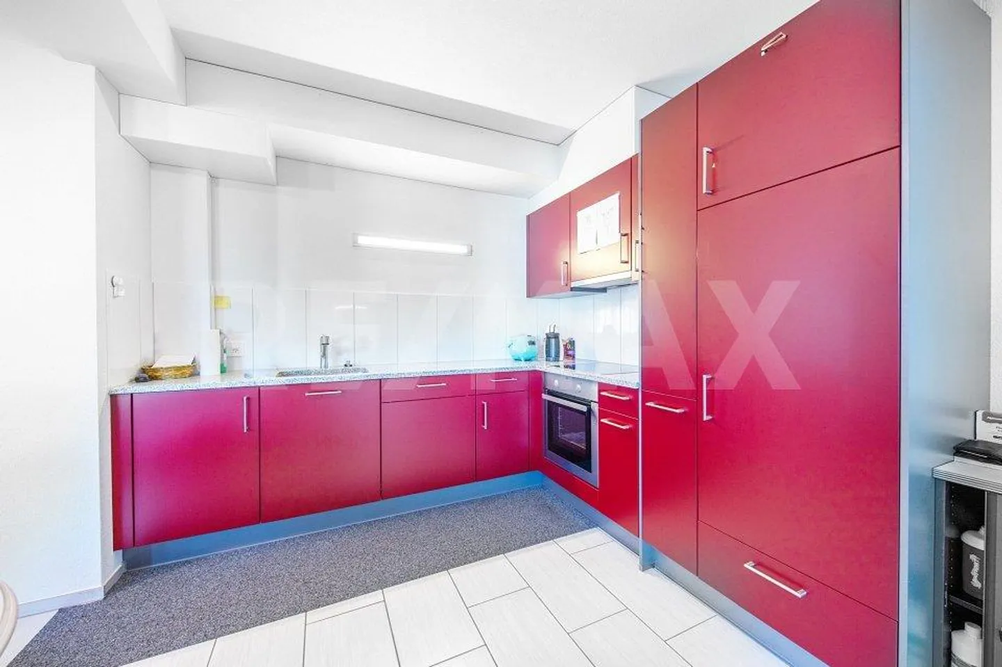 Attraktive, gepflegte 2.5-Zimmer-Wohnung an ruhiger Lage nahe Dorfk... - Foto 2 di 13