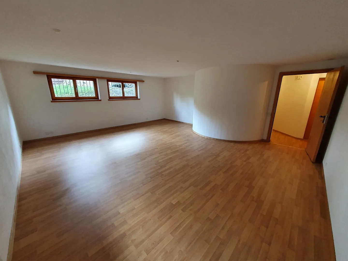 grosszügiges Einfamilienhaus an sonniger, ruhiger Lage - Foto 16 von 27