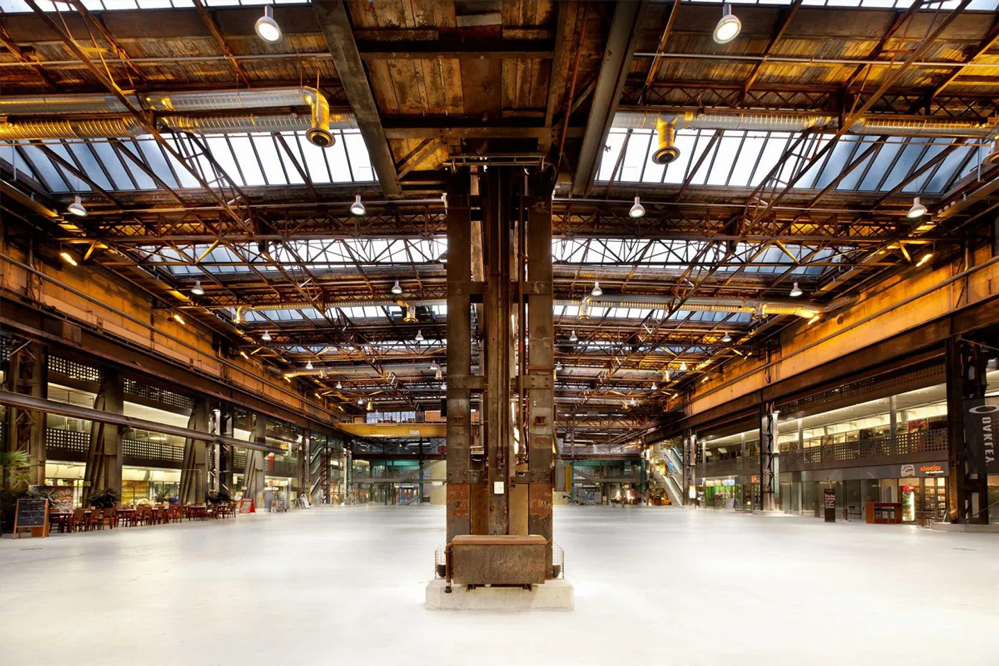 Pop up Chance Exhibition / Coffee / Sale - Photo 6 of 6