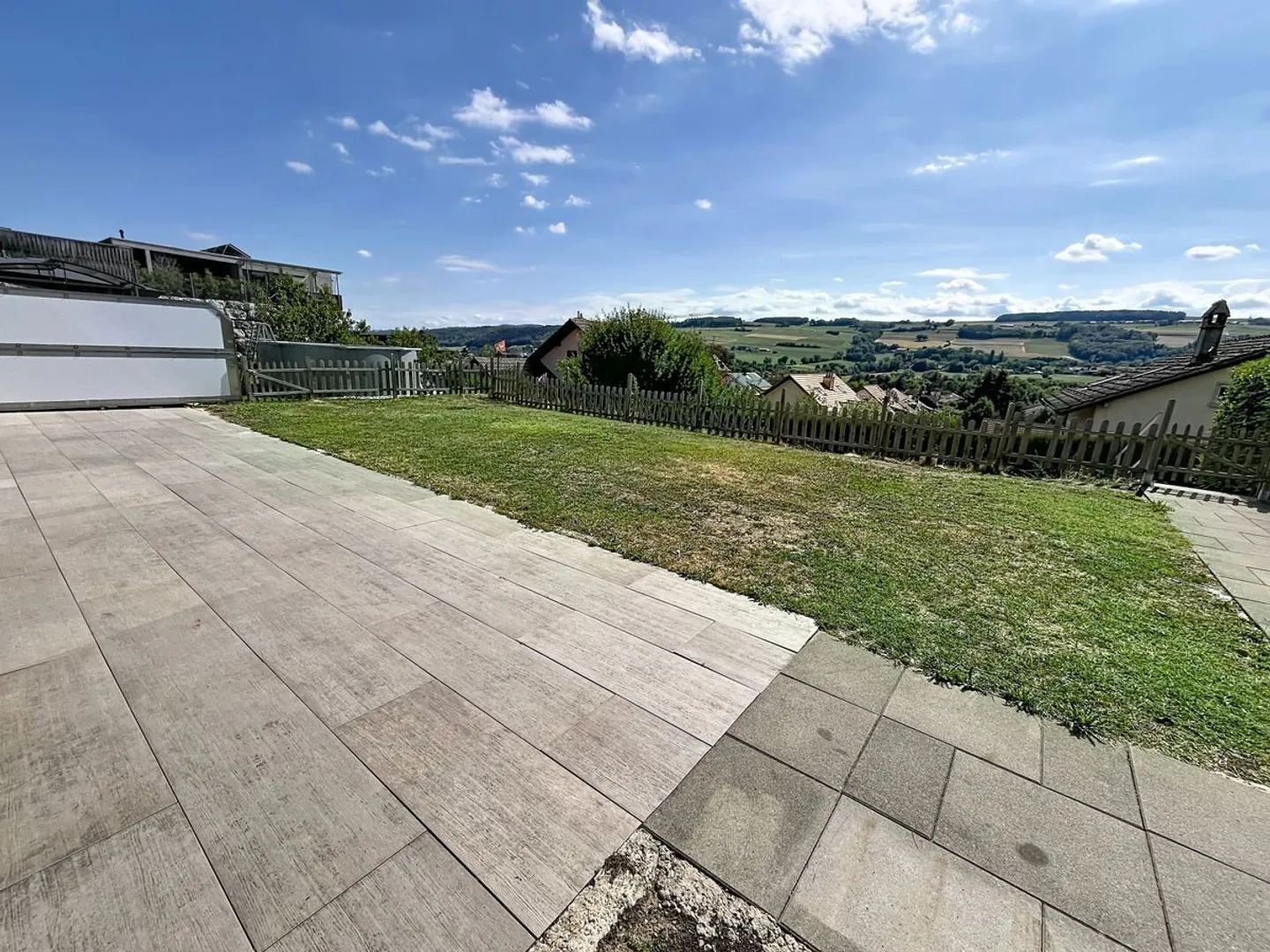 Helles Villa mit privatem Garten - Foto 3 von 13