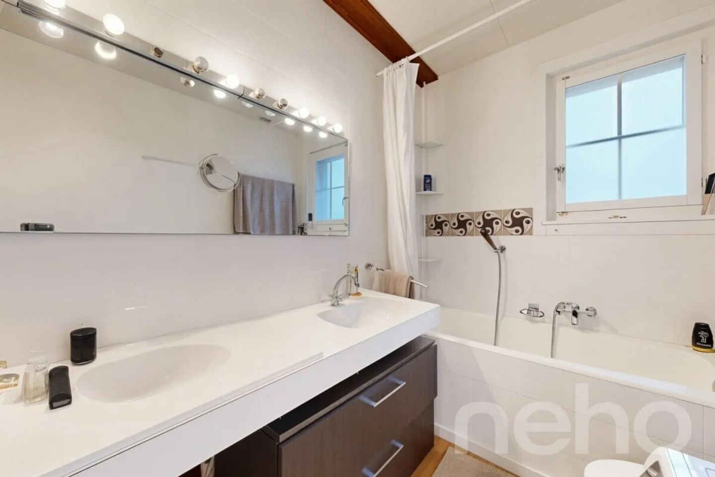 Casa familiare di 5,5 stanze con giardino in un villaggio tranquillo - Foto 12 di 12