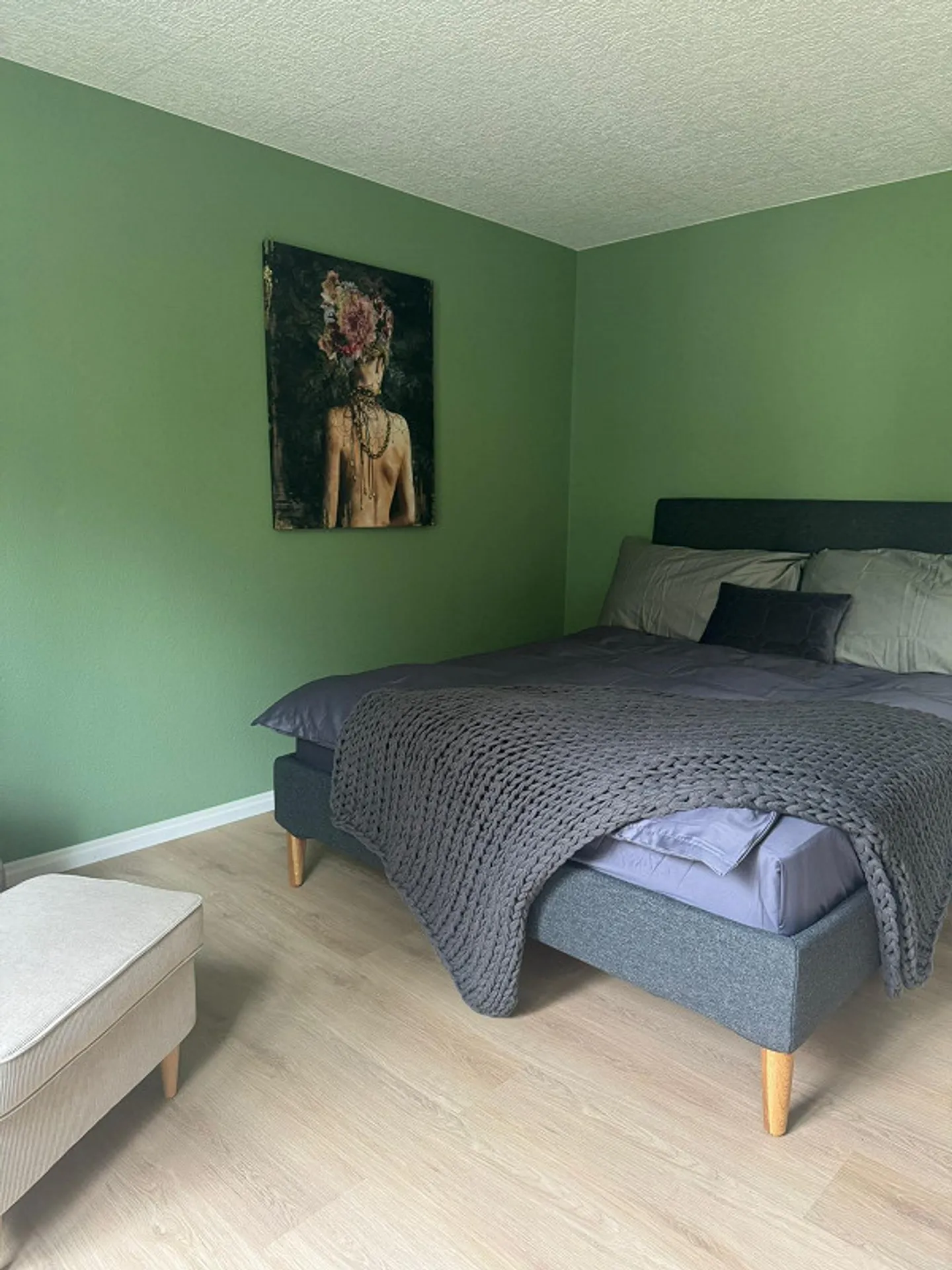 Emménagez et vivez immédiatement ! Logement meublé avec jardin - Photo 8 sur 10