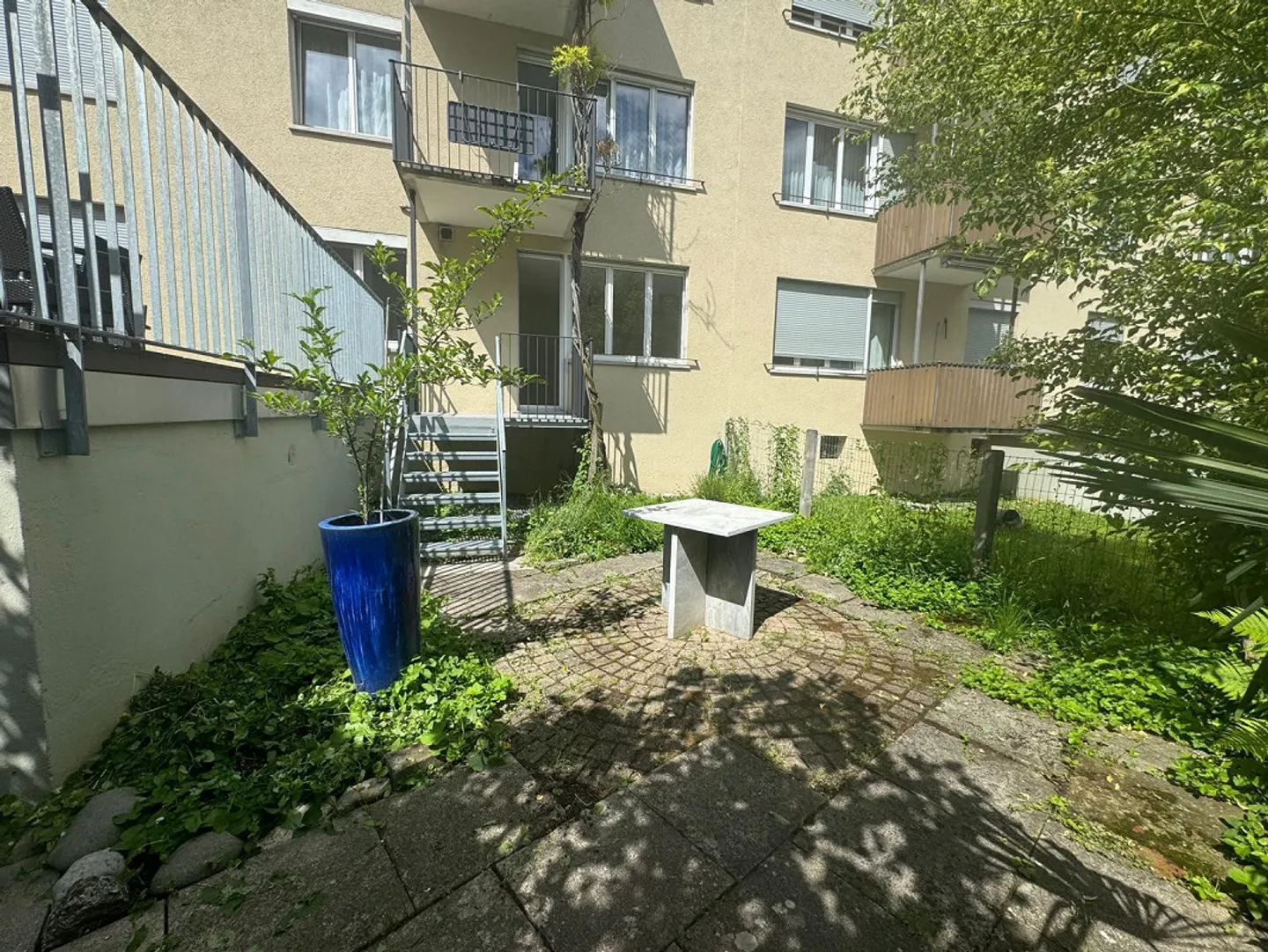 Emménagez et vivez immédiatement ! Logement meublé avec jardin - Photo 10 sur 10