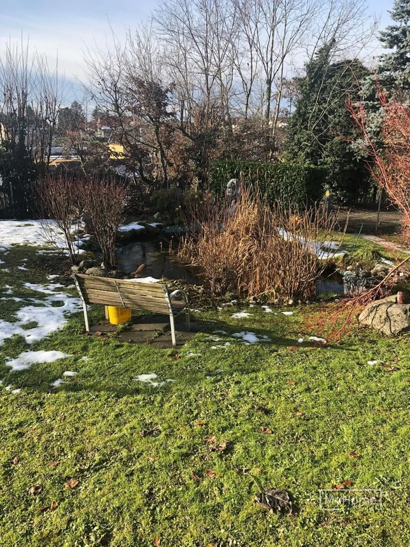 Spaziosa villa di 6,5 stanze con un grande giardino privato - Foto 2 di 11