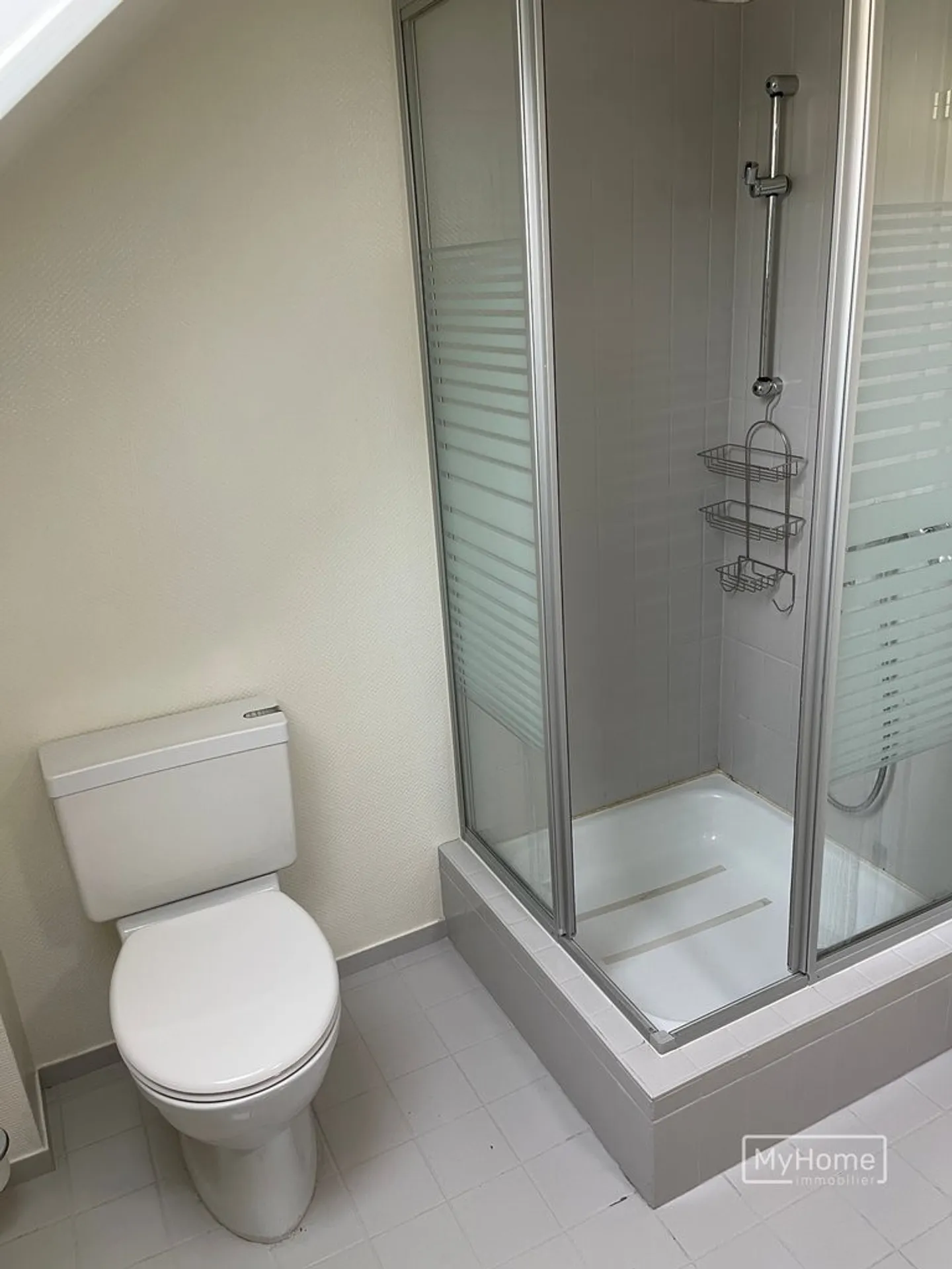 Spaziosa villa di 6,5 stanze con un grande giardino privato - Foto 11 di 11