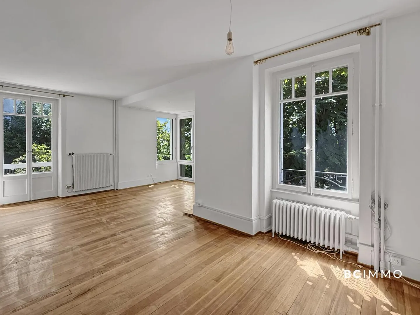 Elegante villa familiare nel centro di Pully - Foto 3 di 15