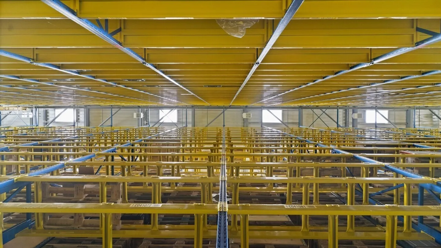 Toutes les possibilités pour vous - Espaces de stockage et de production jusqu'à 2 300 m2 - Photo 9 sur 11