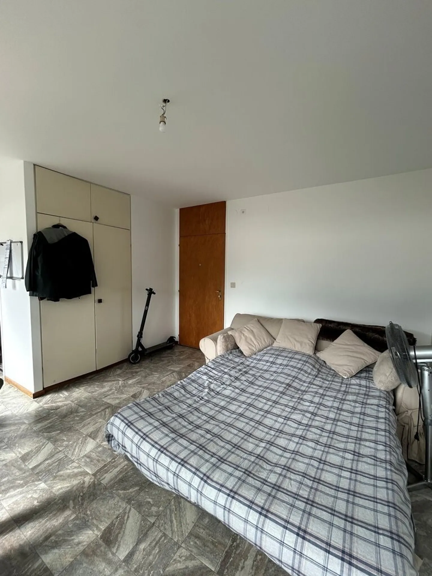 To seize! Charming studio with stunning view in Sion! - Photo 2 of 5