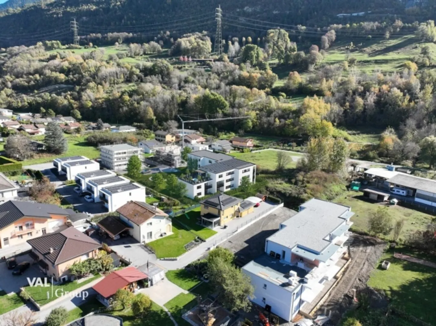 A spacious and comfortable living environment - Photo 9 of 11