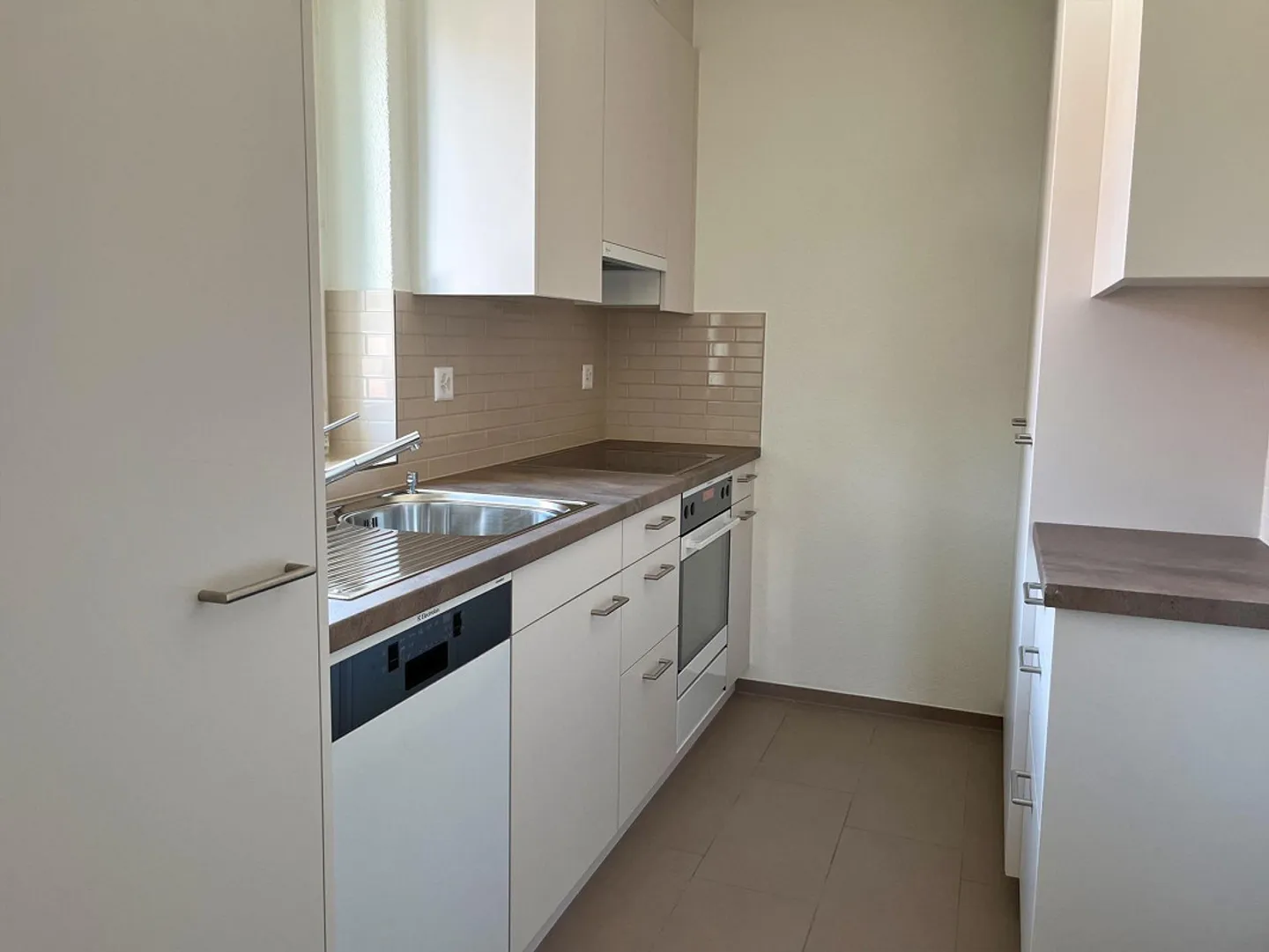 Charmante 4.5-Zimmer-Altbauwohnung mit loftartigem Dachgeschoss - Foto 2 di 12