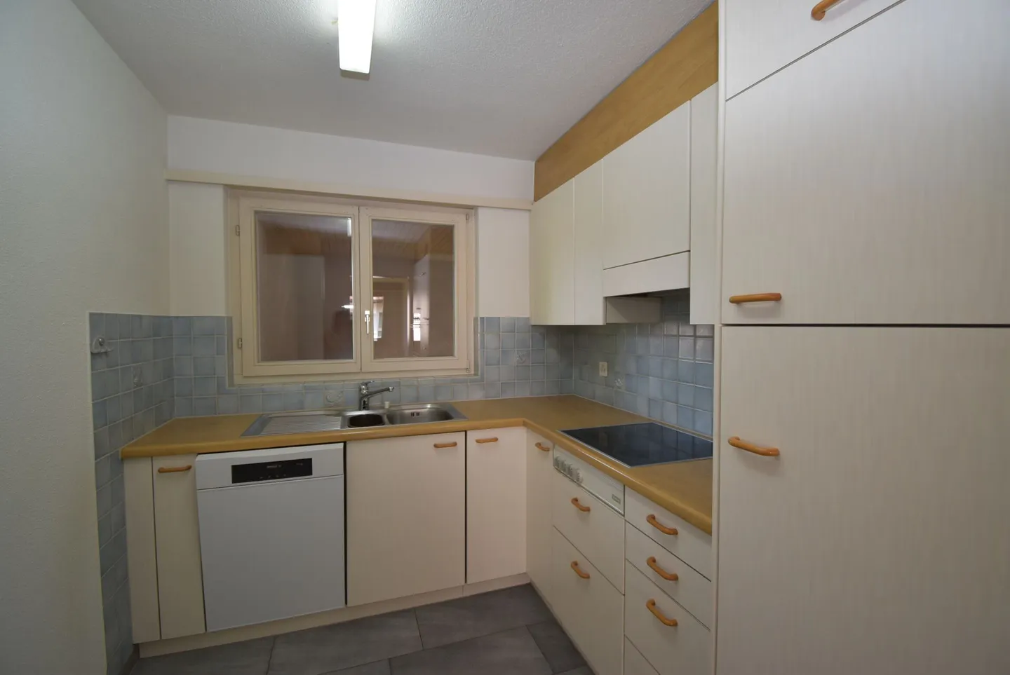 Bright 4.5-room maisonette apartment - Photo 8 of 9