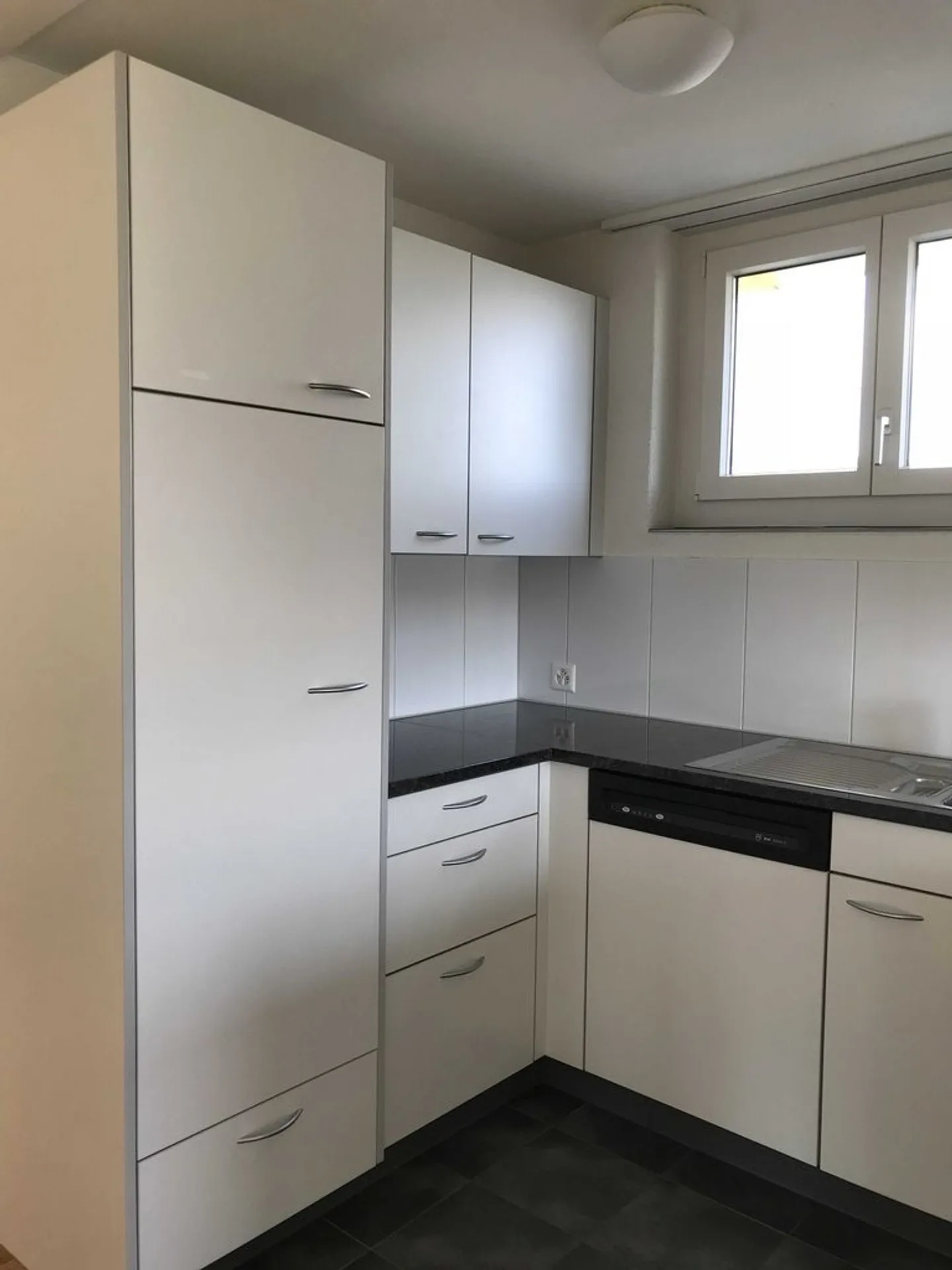 Attraktive 3.5-Zimmerwohnung per 01.04.2026 zu vermieten - Foto 2 von 8