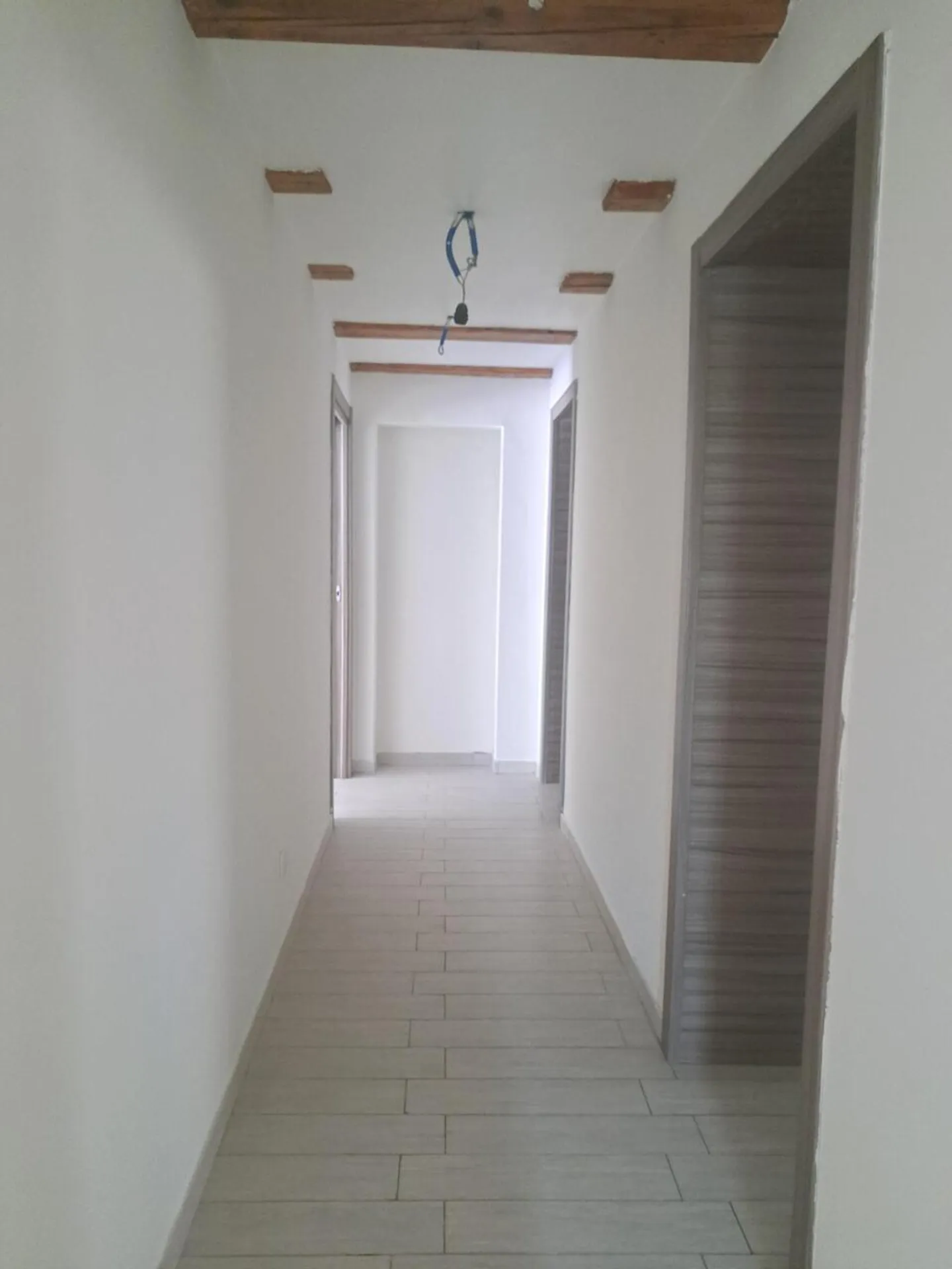 BEL APPARTAMENTO DI 3,5 STANZE CON 80 M2 E TERRAZZA - Foto 10 di 16