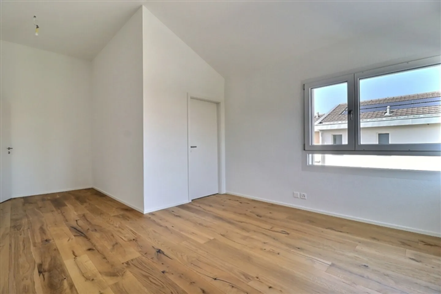 New 4.5-room villas, available immediately - Photo 5 of 10