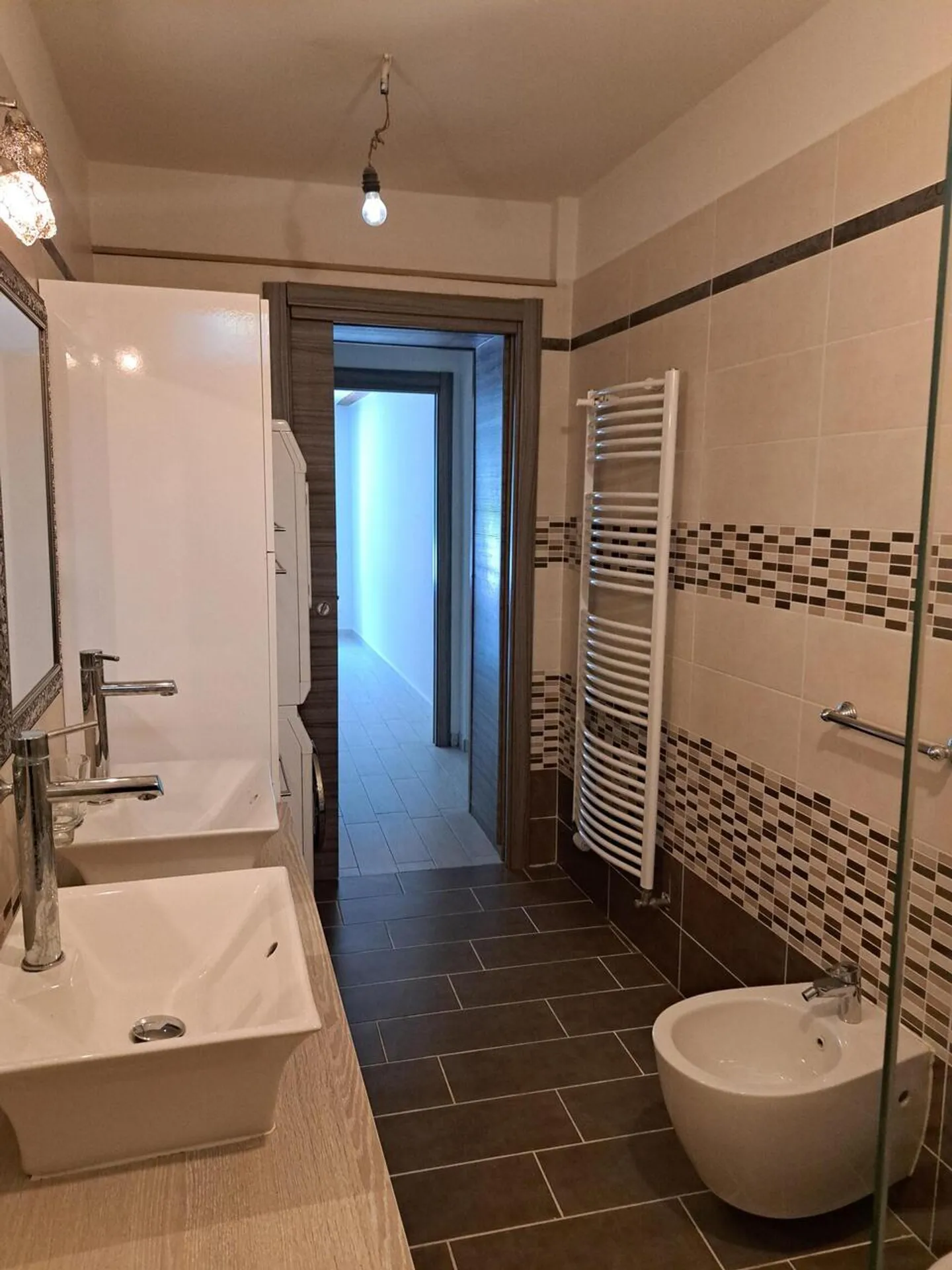 BEL APPARTAMENTO DI 3,5 STANZE CON 80 M2 E TERRAZZA - Foto 12 di 16