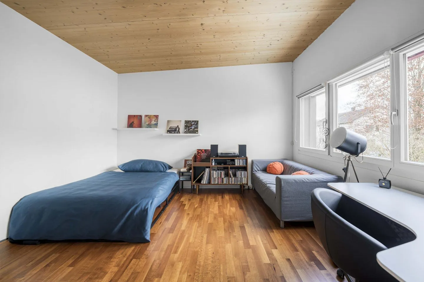 Einfamilienhaus mit Pool - Foto 13 von 16