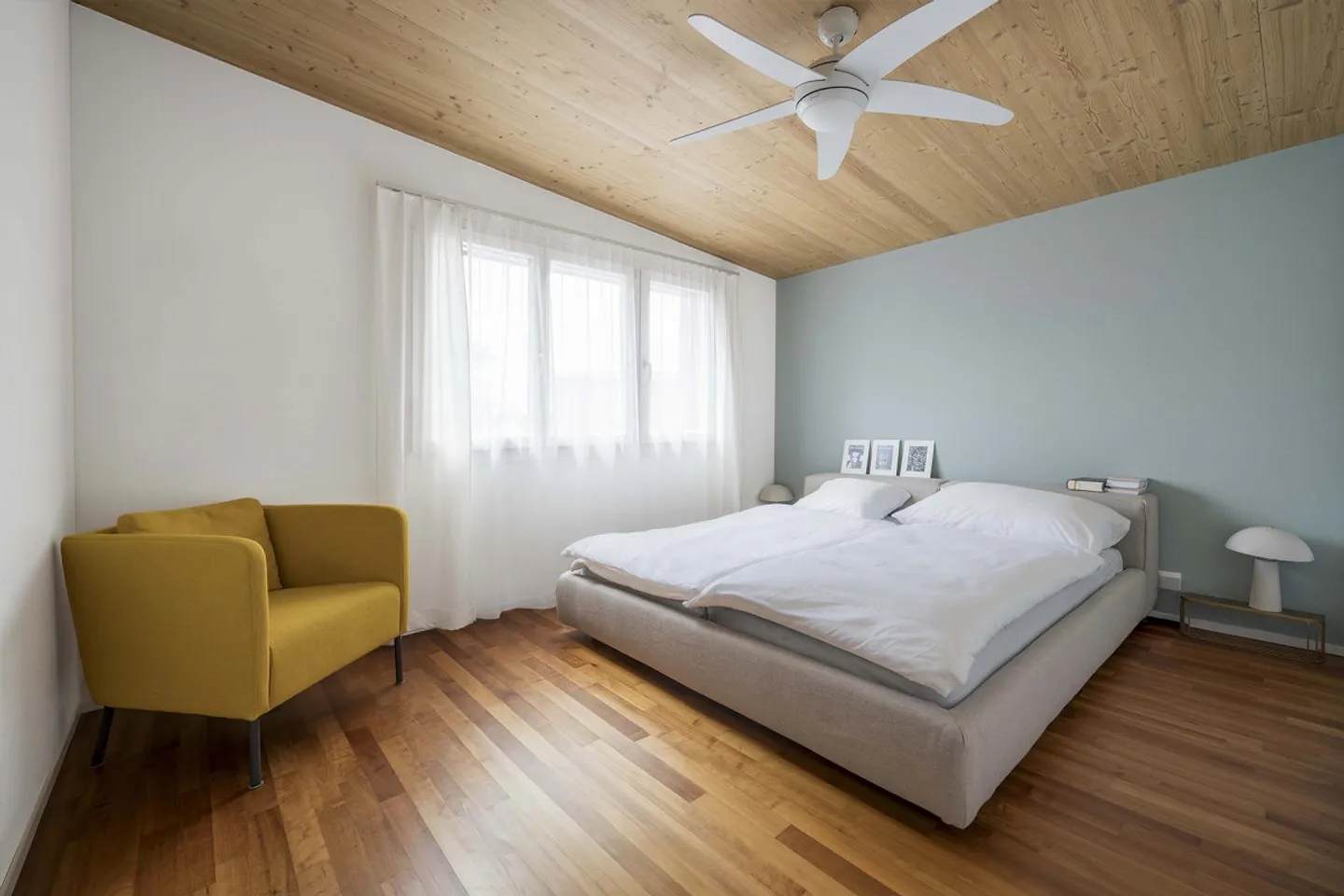 Einfamilienhaus mit Pool - Foto 14 von 16