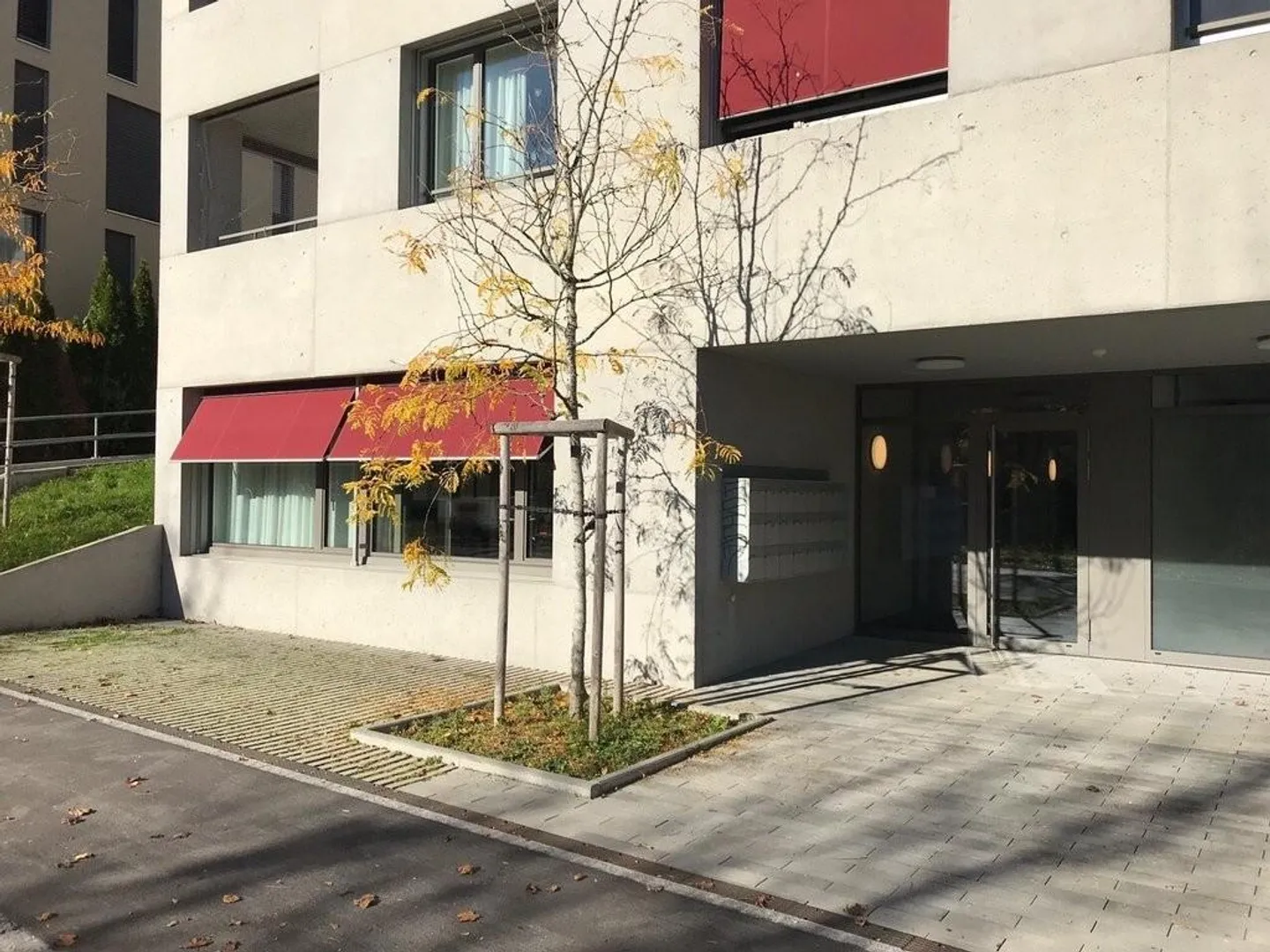 Office near Europaplatz - Photo 1 of 5