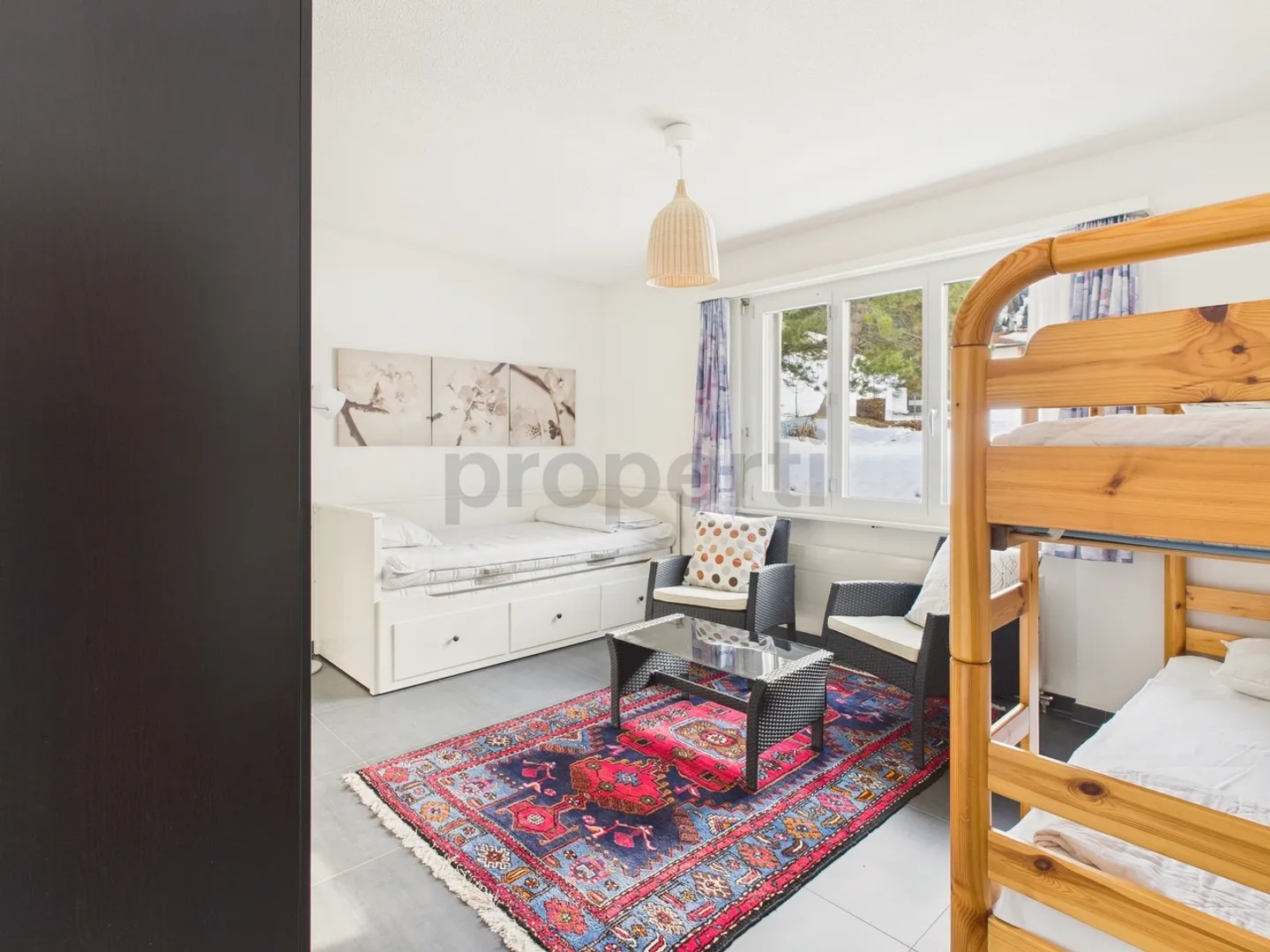 Charming 3.5-room apartment with terrace in Churwalden - Photo 7 of 11