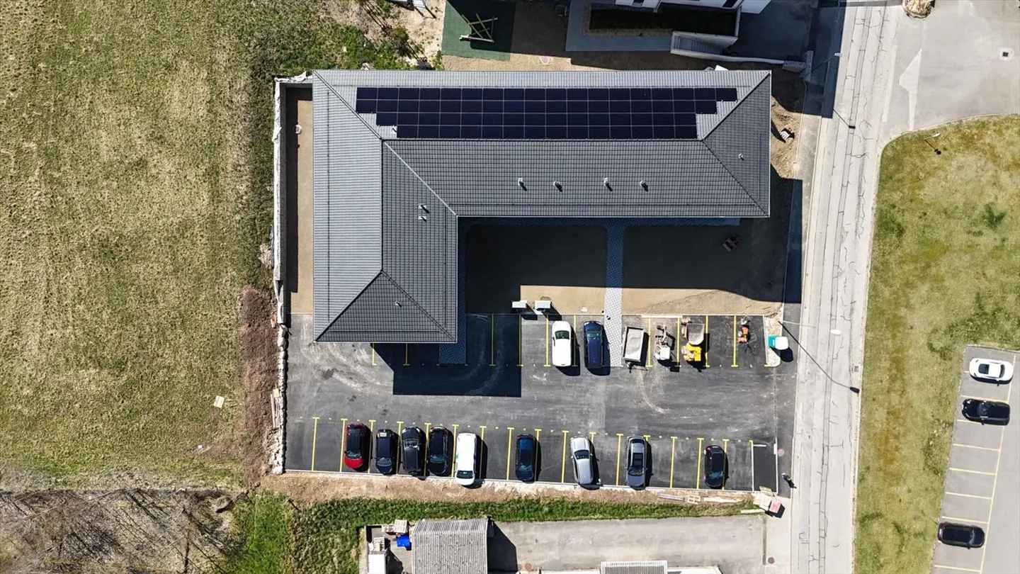 Posti auto esterni o coperti - Foto 2 di 4