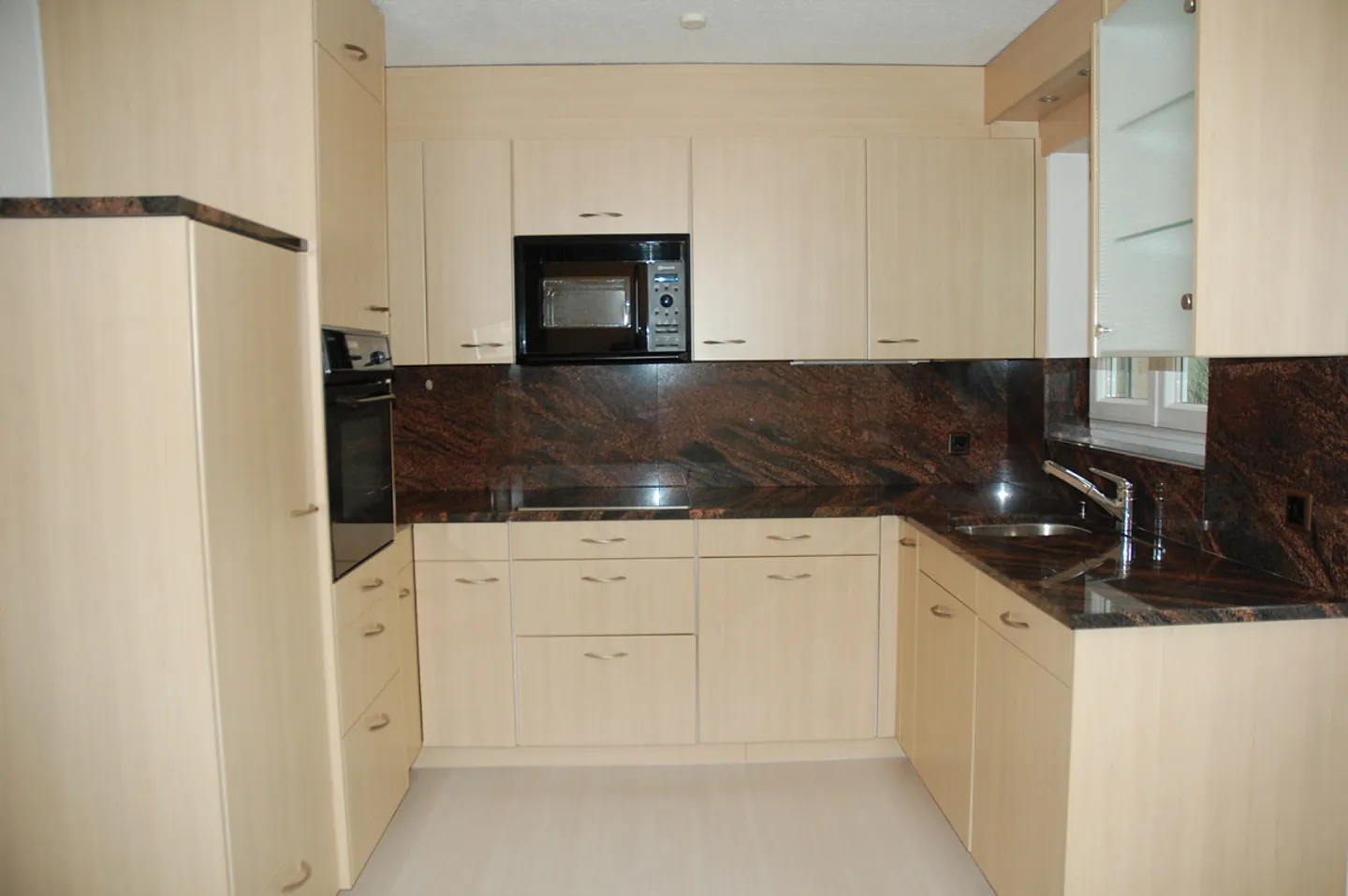 Appartement lumineux de 4,5 pièces à louer à partir du 1er juillet 2026 - Photo 1 sur 21