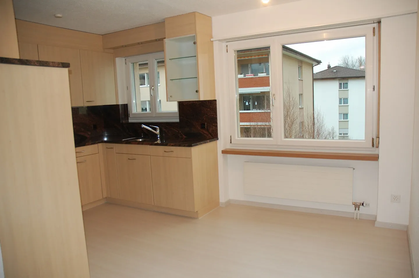 Appartement lumineux de 4,5 pièces à louer à partir du 1er juillet 2026 - Photo 3 sur 21