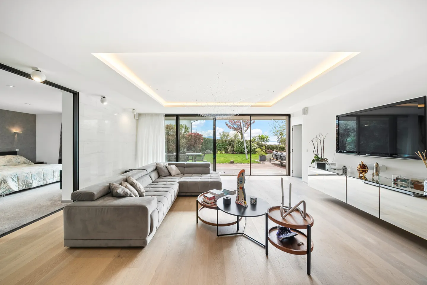 High-quality apartment with garden, lake access in Paudex - Photo 4 of 12