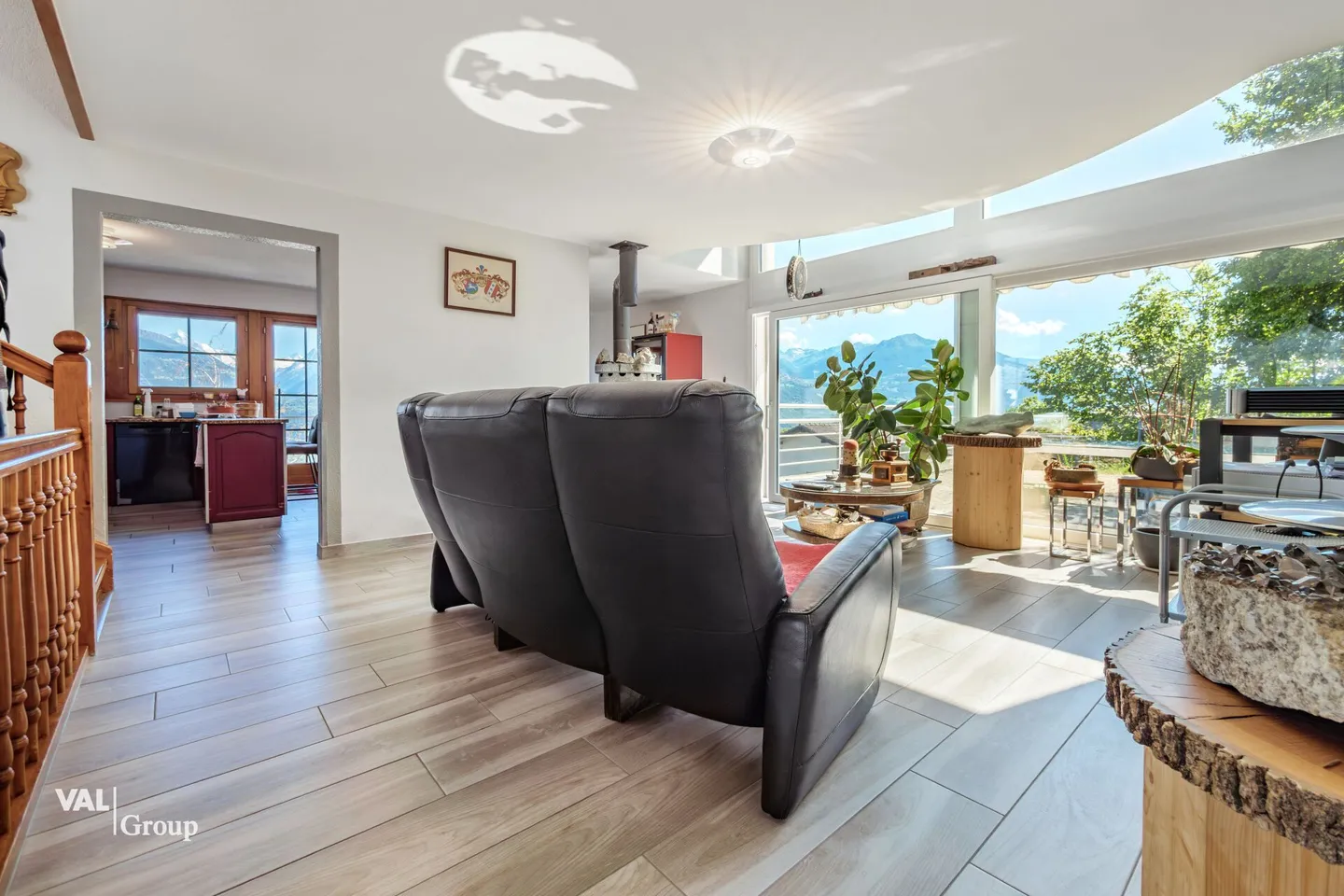 Villa of the Architect with a View of the Alps - Photo 4 of 15