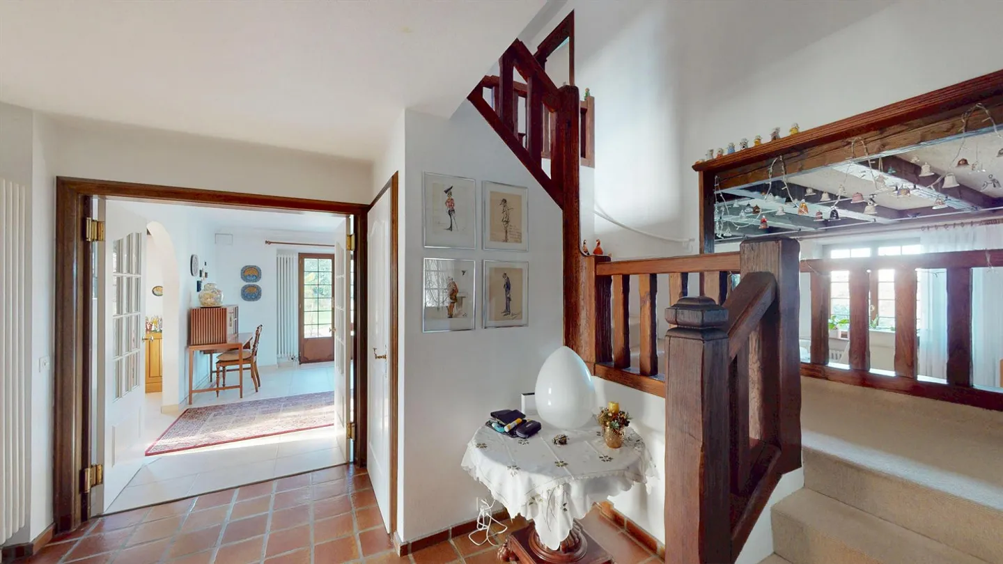 Maison de campagne de 6 pièces avec piscine dans le meilleur emplacement d'Allschwil avec grand jardin - Photo 12 sur 14