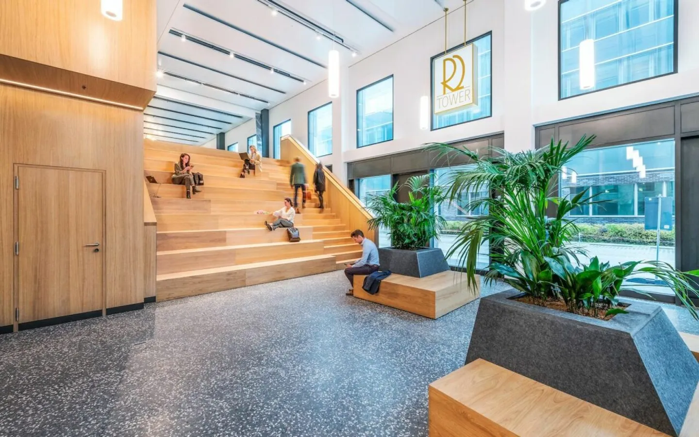 R2 Tower - Take Your Business to New Heights - Photo 9 of 15