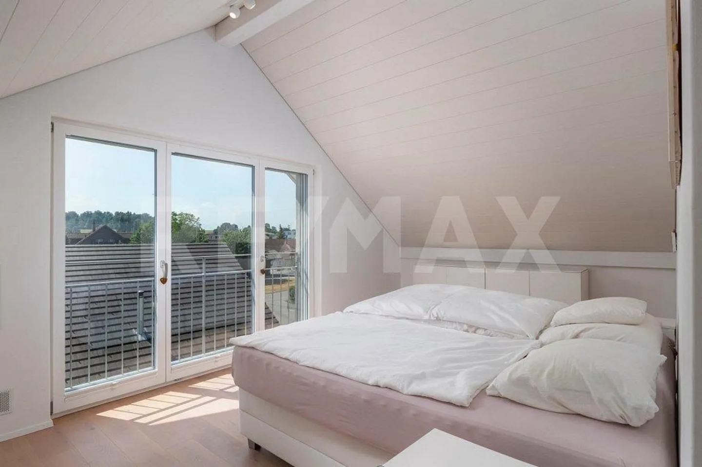 Appartement en duplex moderne de 5,5 pièces avec grand balcon à vendre à Zufikon AG ! - Photo 6 sur 13
