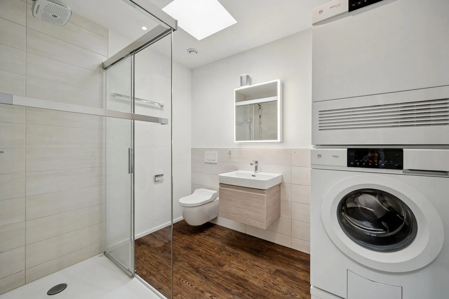 Appartement penthouse exclusif avec une tranquillité unique et une vue panoramique - Photo 3 sur 4