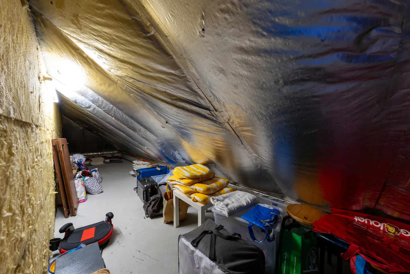 Unique individual villa in the center of Aigle consisting of 2 apartments - Photo 16 of 22