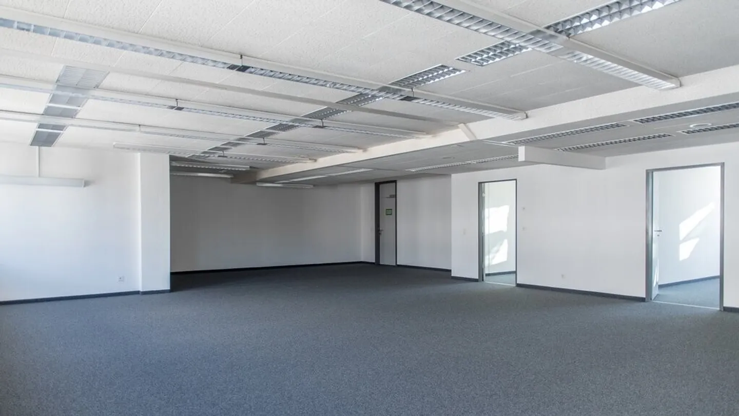 Zentral und alles unter einem Dach im Einkaufscenter "Am Stadtgarten" - Foto 3 von 7