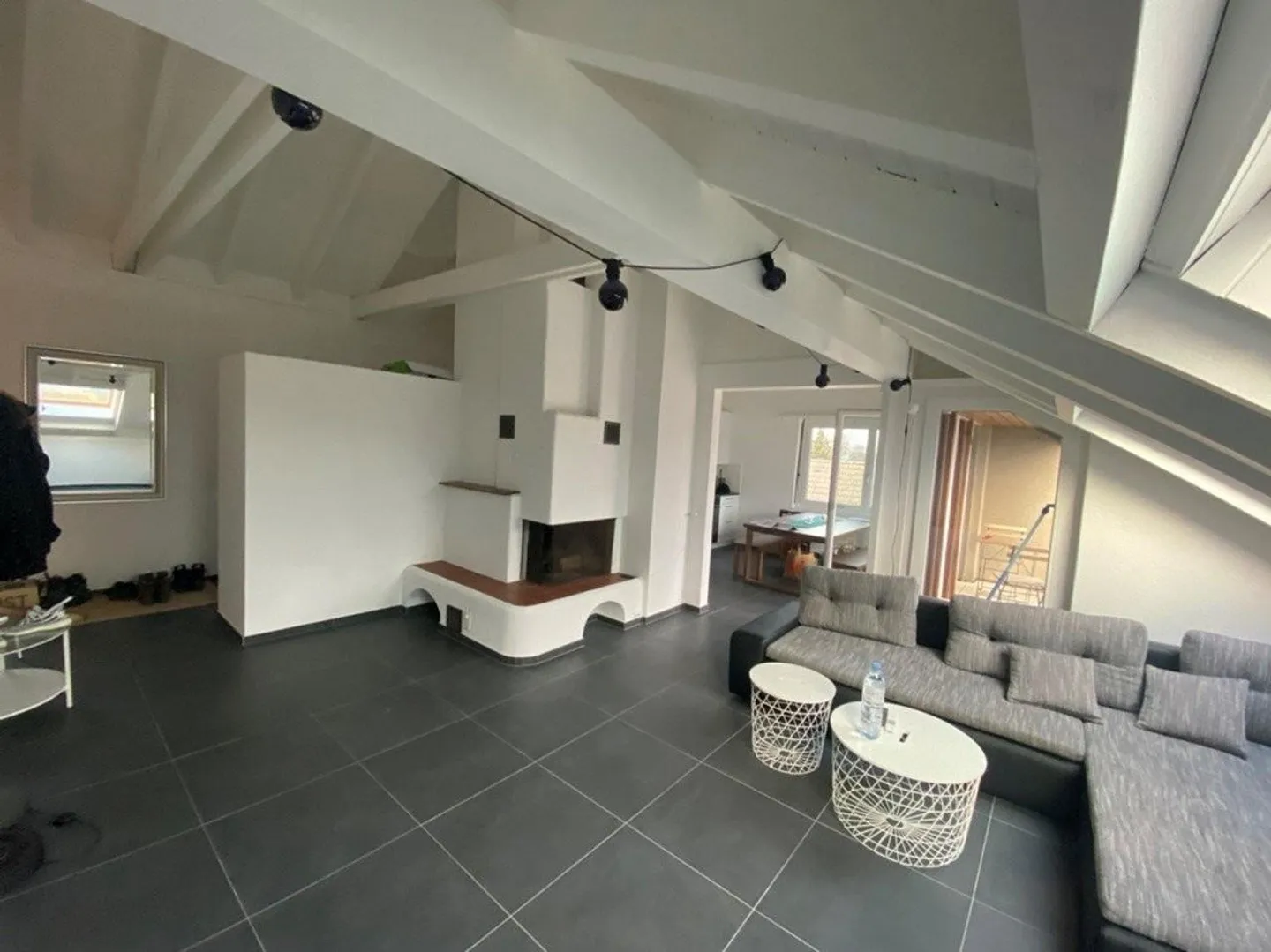 Appartement moderne 4.5 pièces avec balcon - Photo 1 sur 10