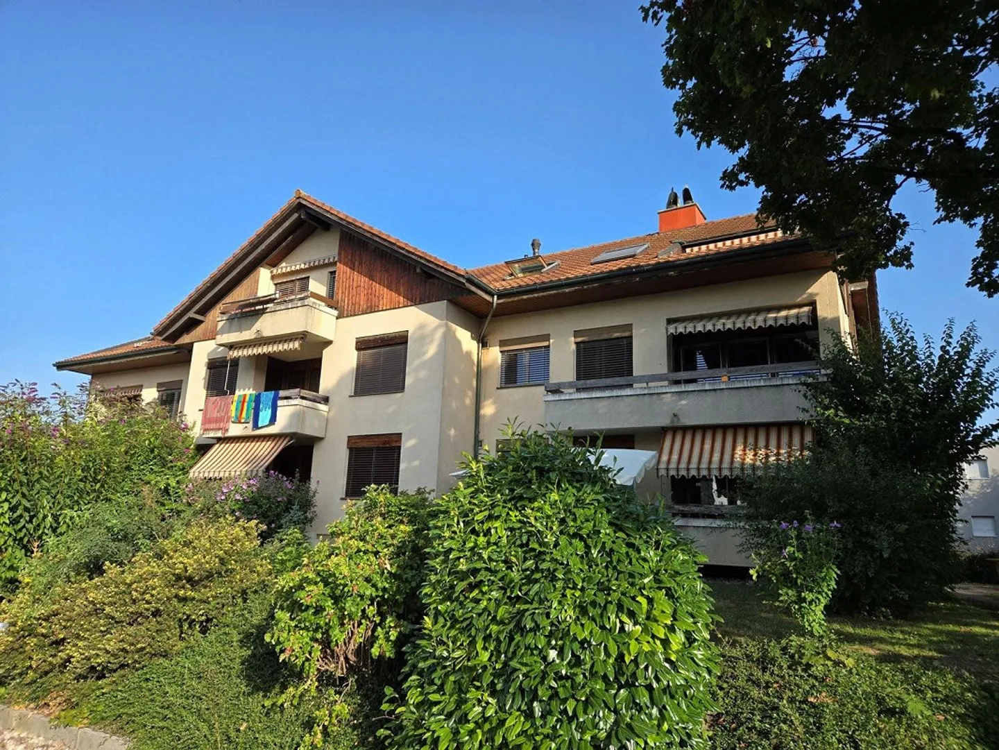Appartement moderne 4.5 pièces avec balcon - Photo 10 sur 10