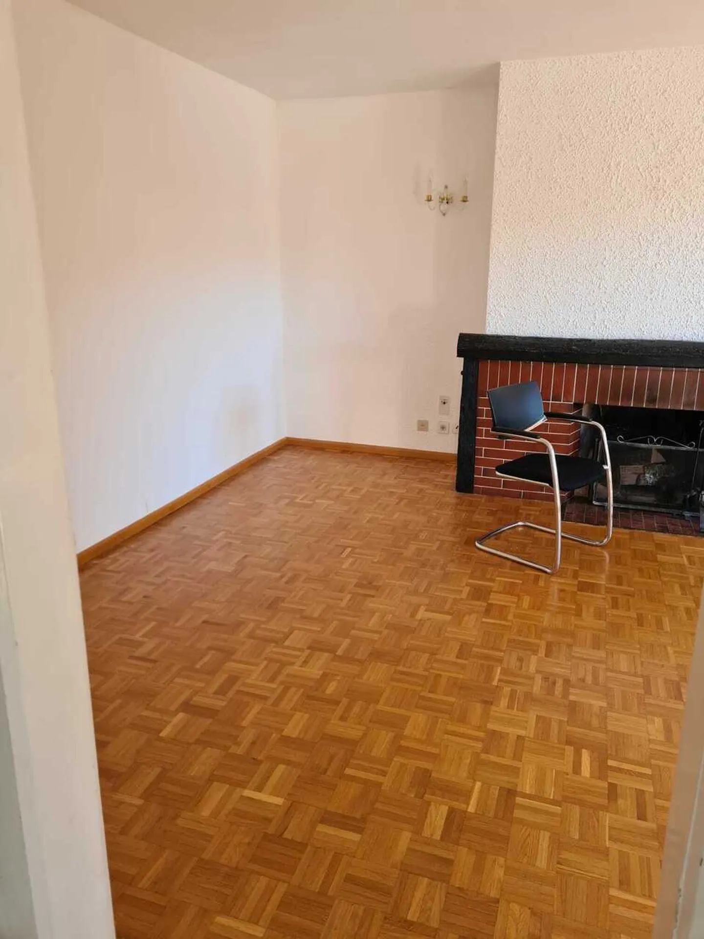 2 Camere in Affitto Durante la Stagione per Almeno 4 Mesi nel Centro di Crans - Foto 10 di 15