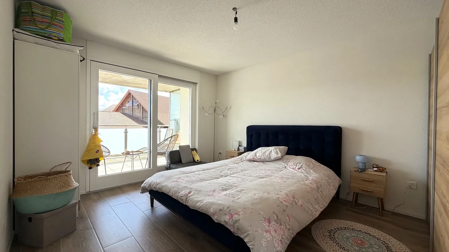 Charmante Wohnung in Romont - Foto 3 von 6