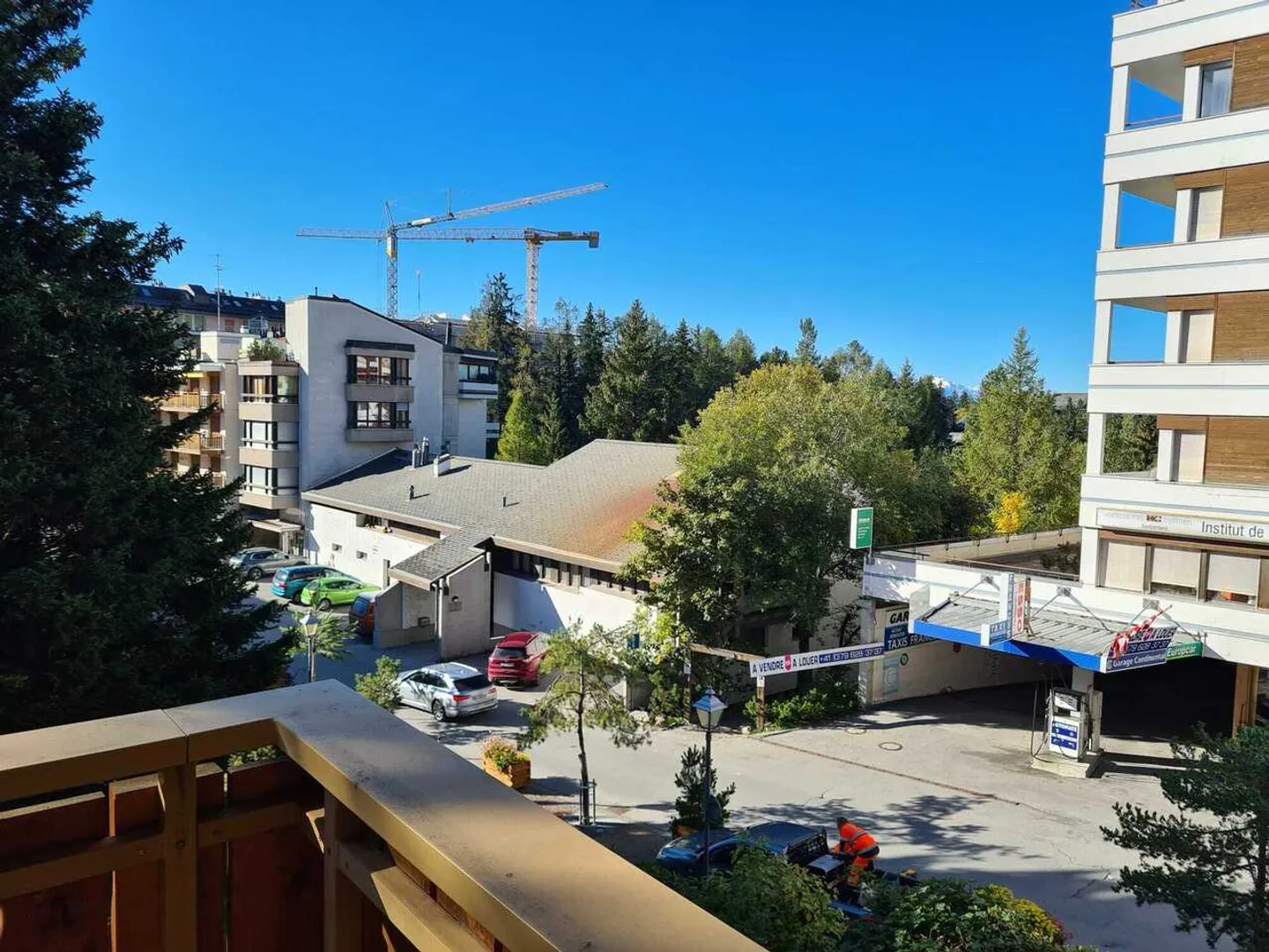 2 Camere in Affitto Durante la Stagione per Almeno 4 Mesi nel Centro di Crans - Foto 7 di 15