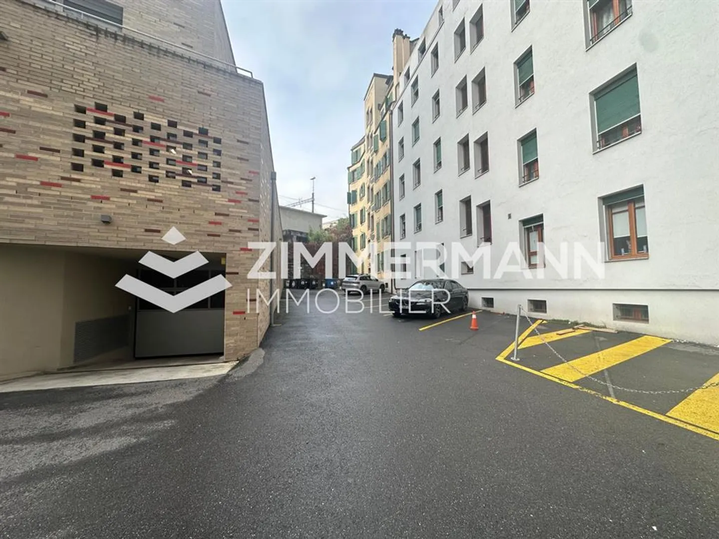 Outdoor Parking Space Available - Photo 3 of 3