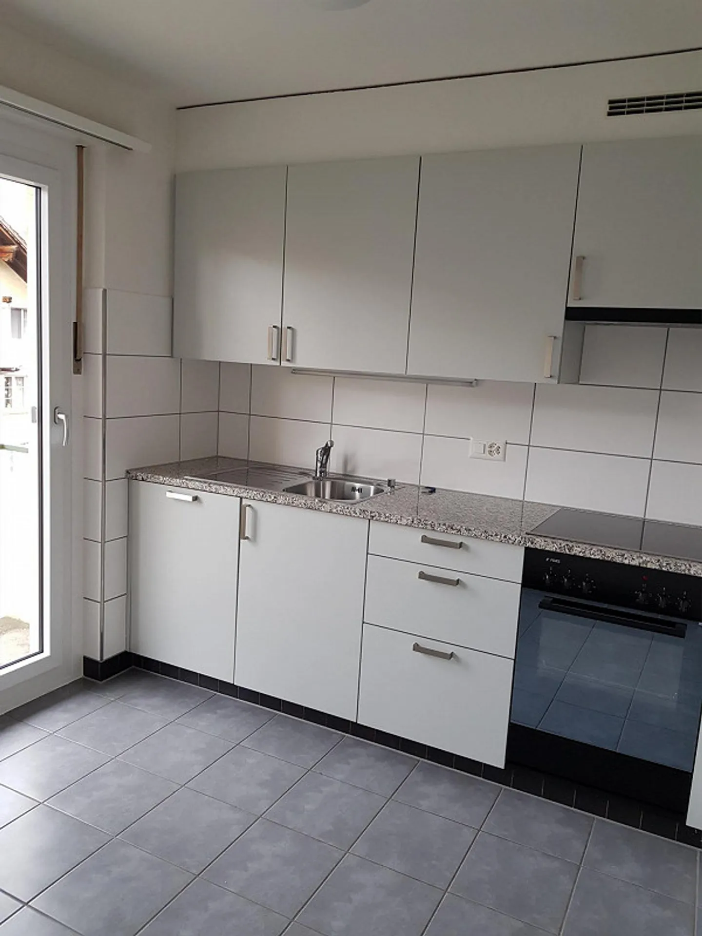 4.5 Room Apartment in Buochs NW - Photo 3 of 8